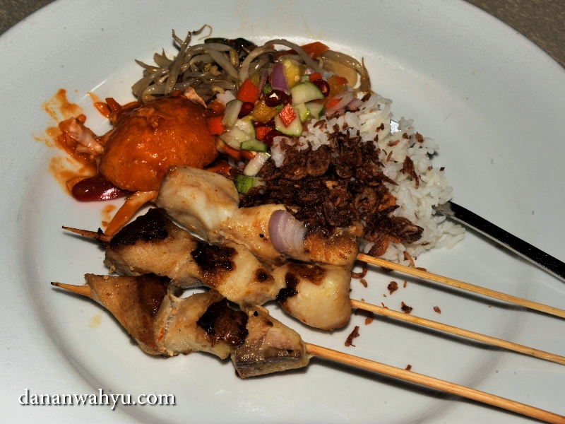 menu utama berbuka , sedikit ya...