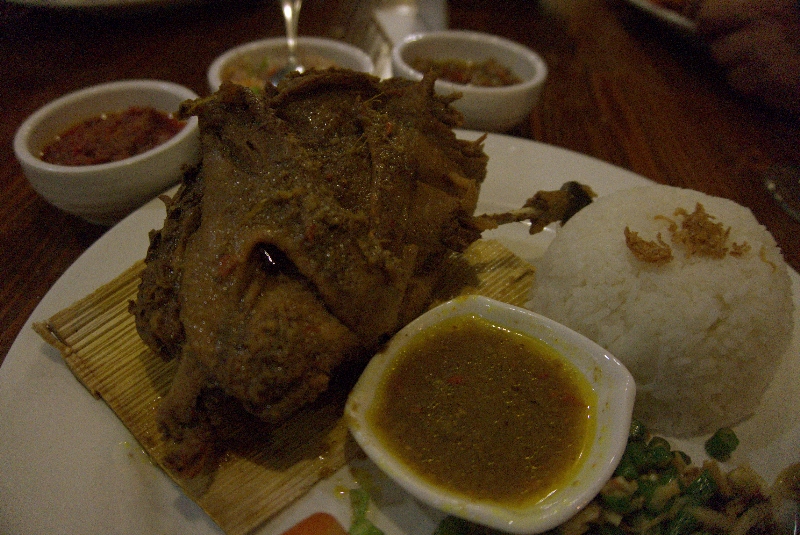 Bebek Betutu - Menu Tradisional Bali 