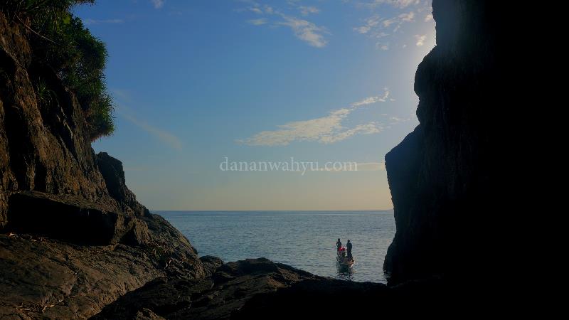 goa kelelawar di pulau Tenggiling