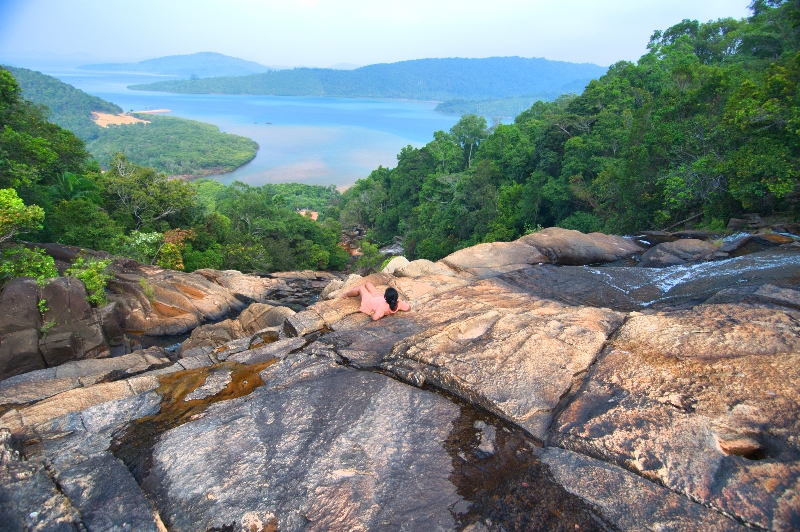 Air Terjun Temburun , Tarempa