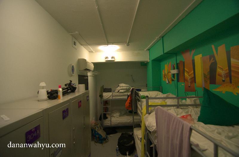 Penampakan kamar saya dan tiga pasang kekasih asal Canada