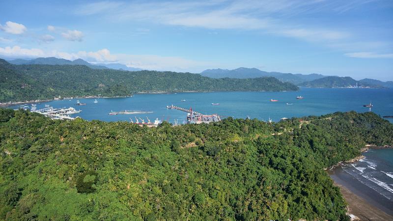 indahnya Teluk Bayur dalam pandangan burung
