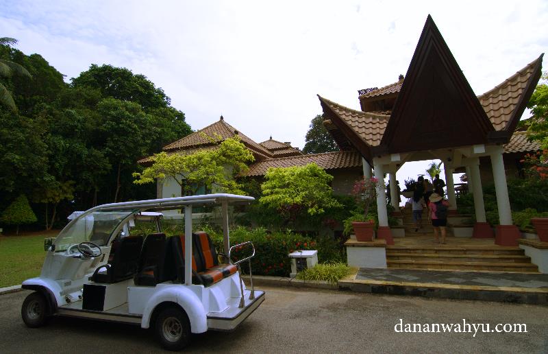 parkir Indra Maya Villas