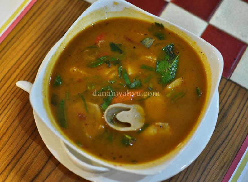 Tom Yum ala The Pier Cafe & Grill