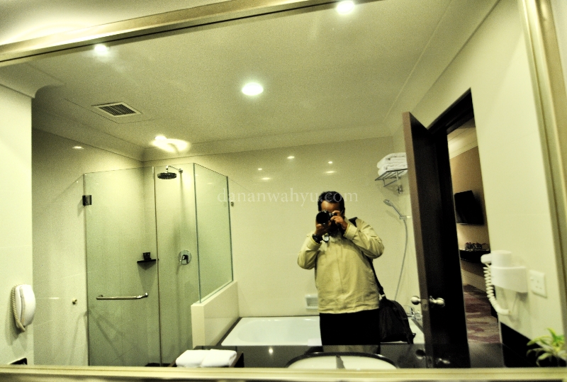 kamar mandi kamar standar 