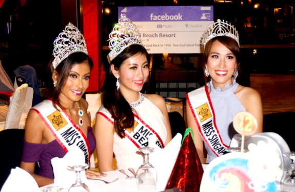 Tiga Miss Singapura bersiap memandu acara