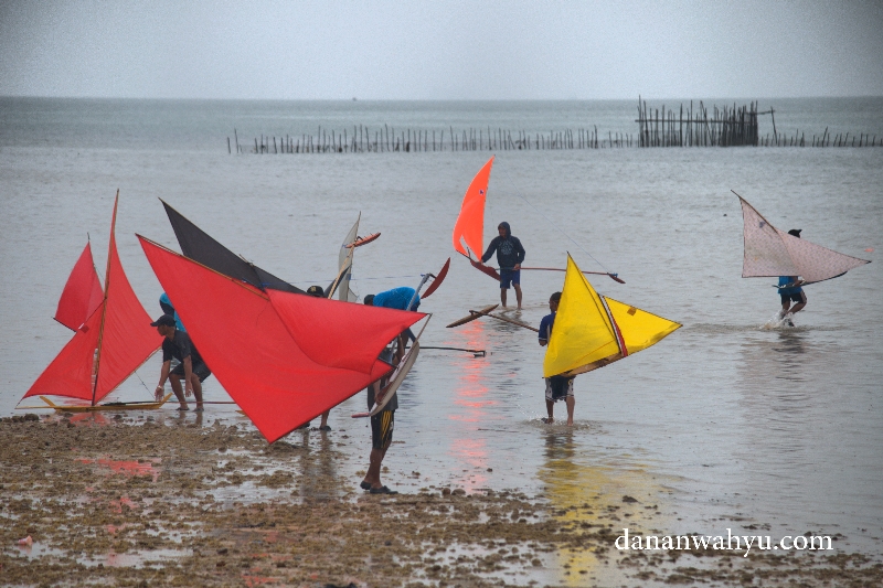 Surut tepian tanpa hembusan angin