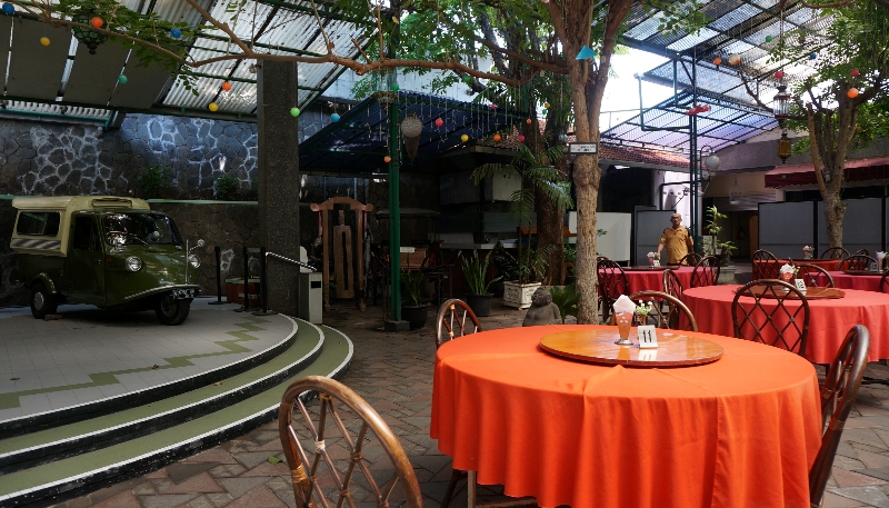 Halaman belakang rumah Restoran Semarang 