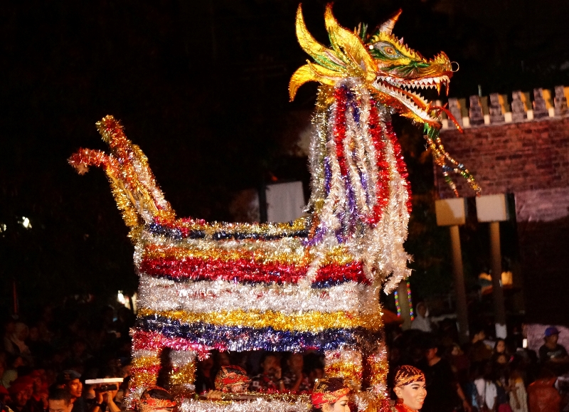 Warak Ngendhok inspirasi desain karnaval tahun ini merupakan hewan fantasi, simbol alkuturasi kota Semarang 