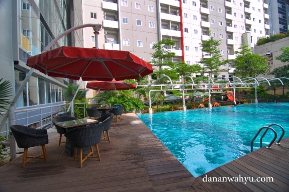 kolam renang MG Setos Hotel Semarang 
