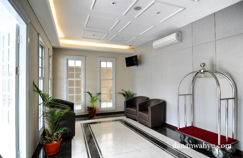 lobi  Grand Tebu Hotel 