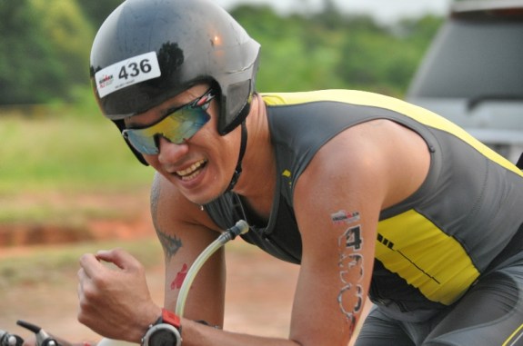 Senyum semangat melalui putaran kedua 