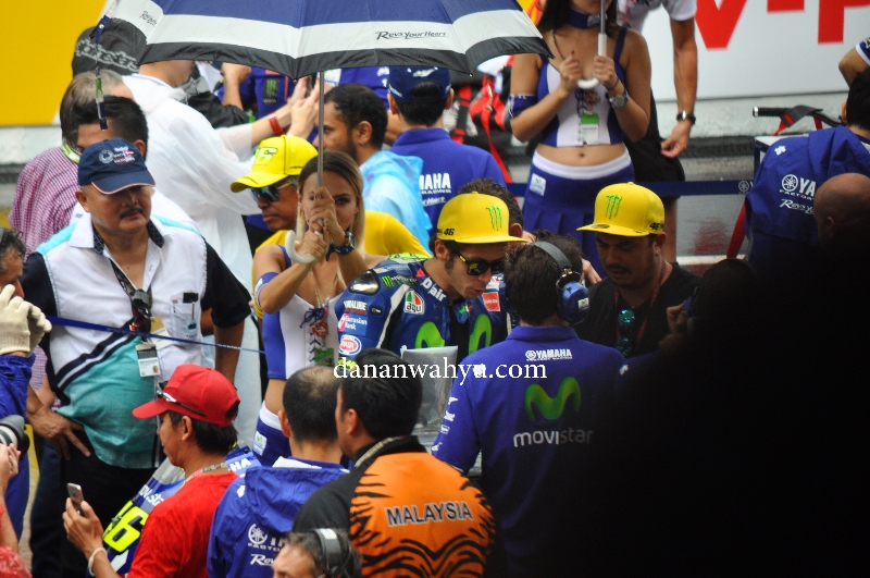 Valentino Rossi sang legend Moto GP mengundang histeris penonton 