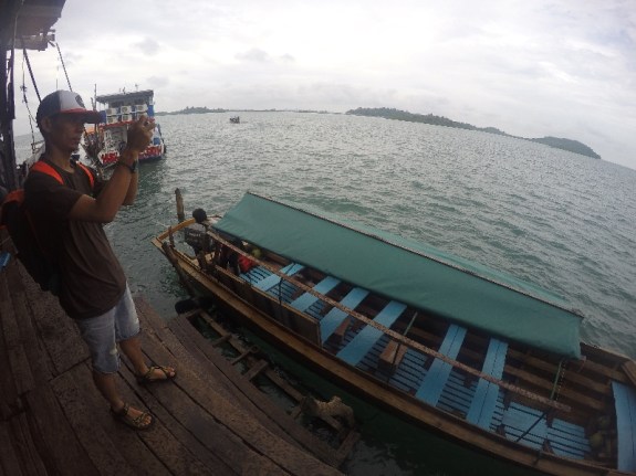 pelabuhan PT. Pari - titik keberangkatan pompong 