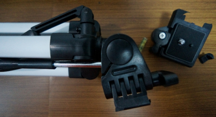 tripod patah setelah paket dibuka 