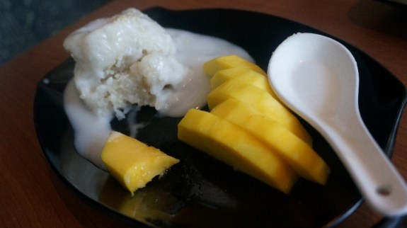 Mangga ketan manis menggoda 