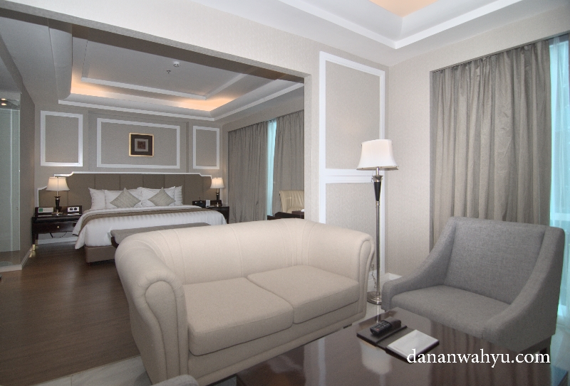 sofa besar di Executive Room 