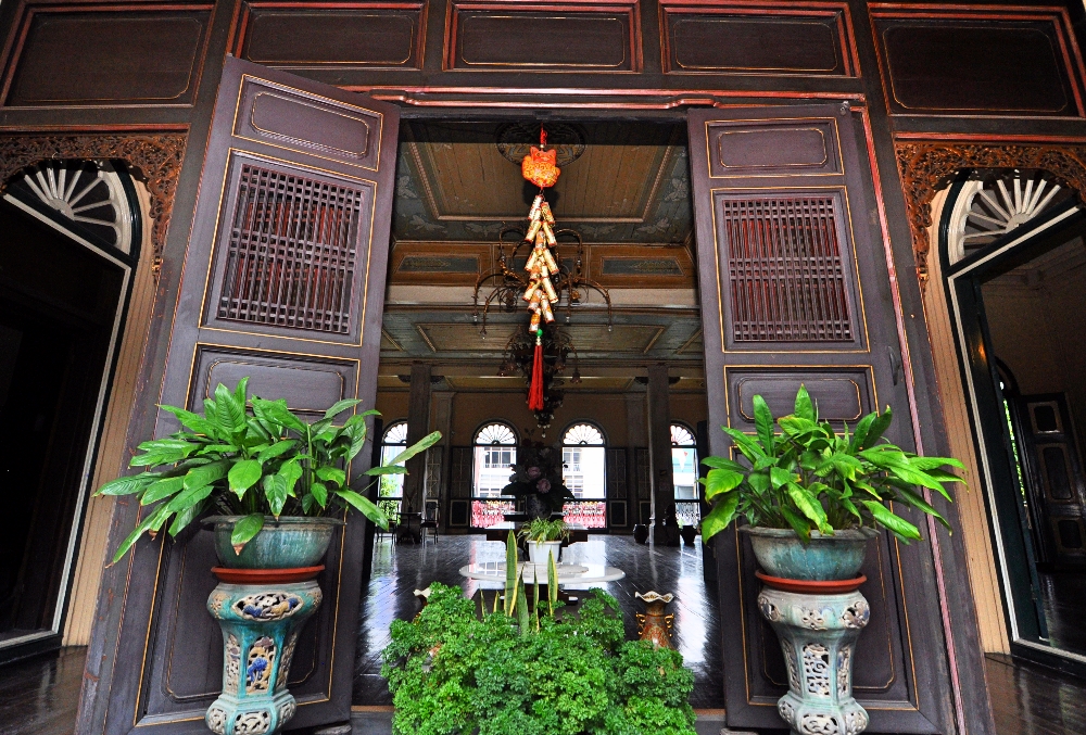 Partisi kayu asli Mansion Tjong A Fie Medan
