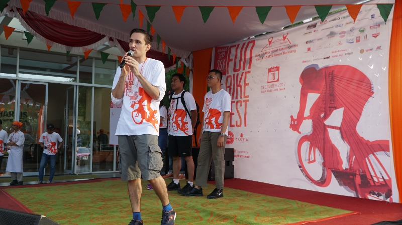 General Manager Harris Resort Mr. Romain Huet memberikan sambutan 