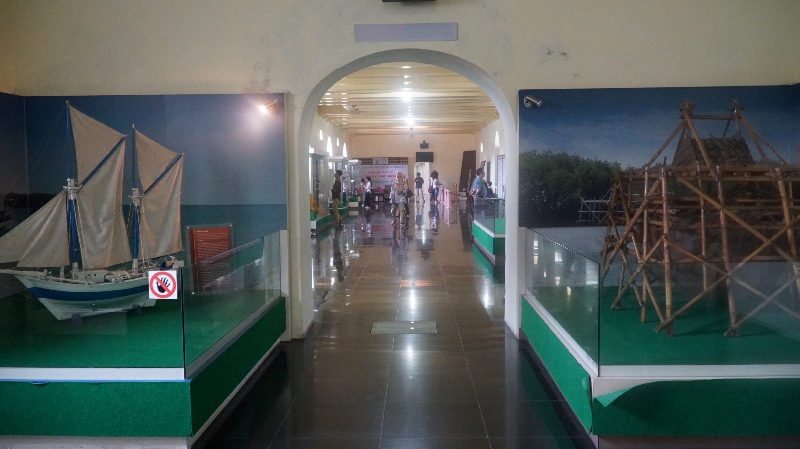 Di kawasan benteng Fort Roterdam terdapat Museum La Galigo