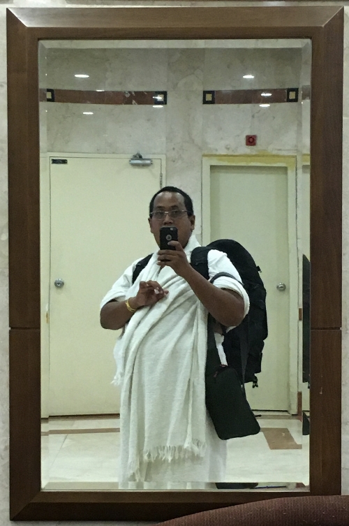 Umroh mandiri dengan menggemblok ransel 
