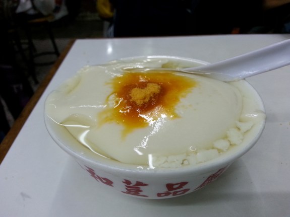 ( sumber : food fight - WordPress.com) 