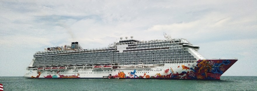 Liburan Mewah Naik Kapal Pesiar Bersama Cheria Holiday