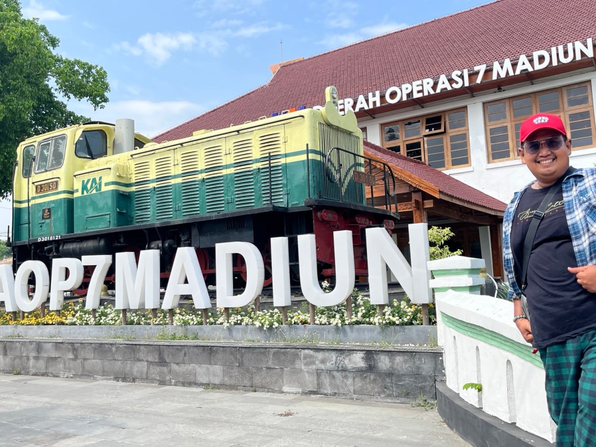 Ini Bukan Omdo (Omong Doang), Komedo Bisa Bikin Gaya Kamu&nbsp;&nbsp;KO